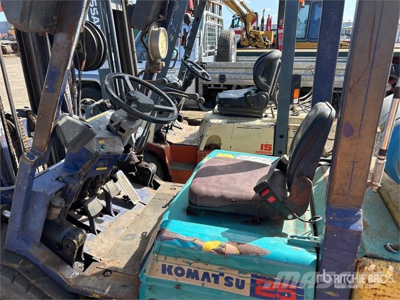 Komatsu FG25T-11 Wózki widłowe inne