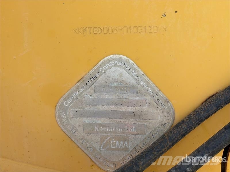 Komatsu GD555-3 Grejderi