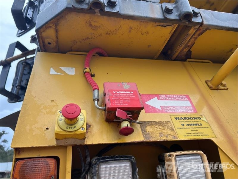 Komatsu HD465-7E0 Csuklósdömperek
