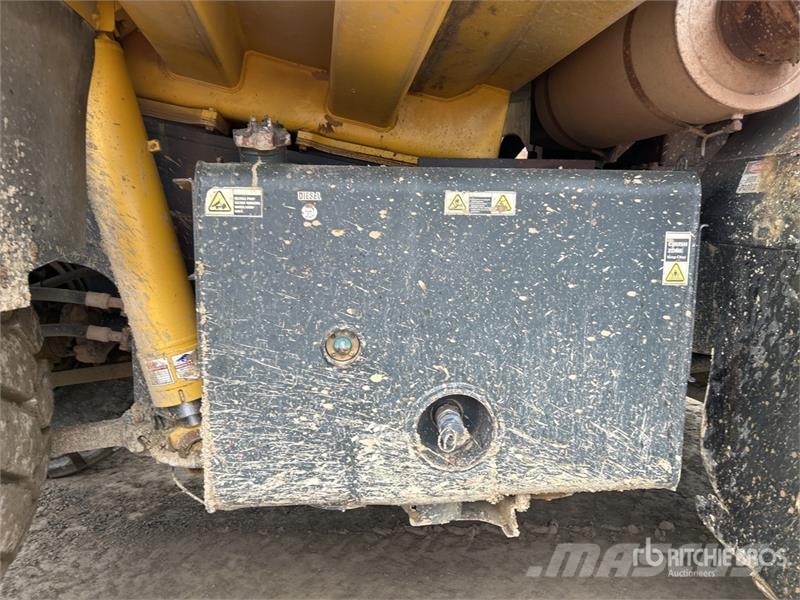 Komatsu HD465-7E0 Csuklósdömperek