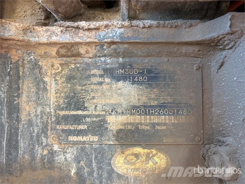 Komatsu HM300-1 ساحبات مفصلية