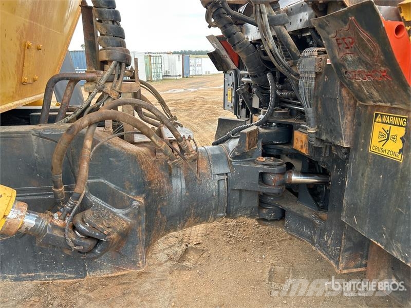 Komatsu HM300-2 Articulated Dump Truck アーティキュレート式ダンプトラック