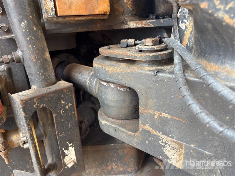 Komatsu HM300-2 Articulated Dump Truck 铰接式自卸车