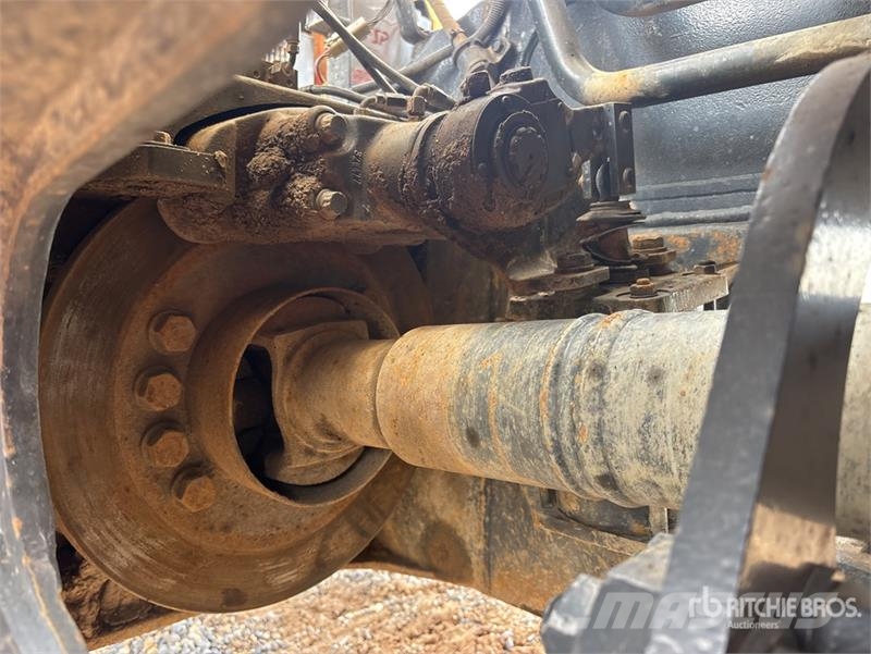 Komatsu HM300-2 Articulated Dump Truck 铰接式自卸车