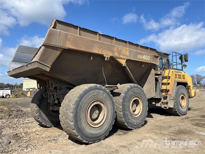 Komatsu HM400-3M0 Csuklósdömperek