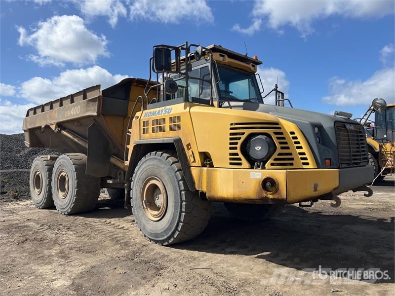 Komatsu HM400-3M0 Csuklósdömperek