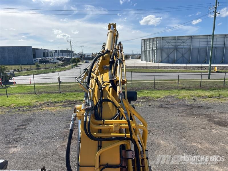 Komatsu PC 138US-11 Tracked Excavator Гусеничні екскаватори