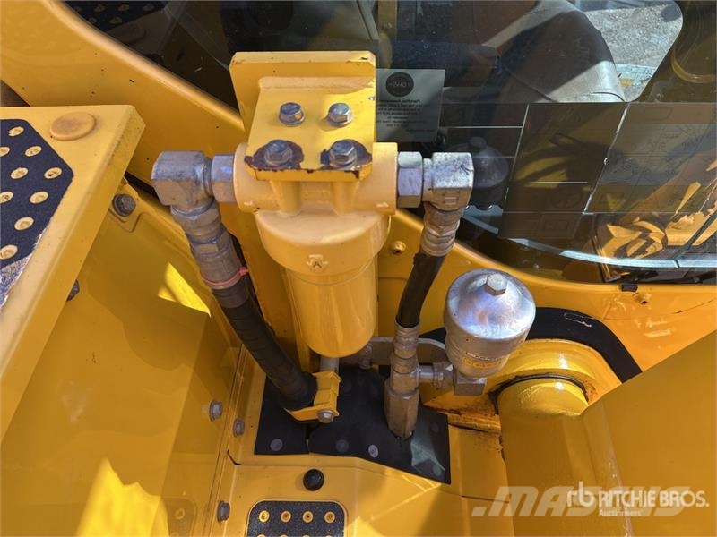 Komatsu PC 138US-11 Tracked Excavator Гусеничні екскаватори