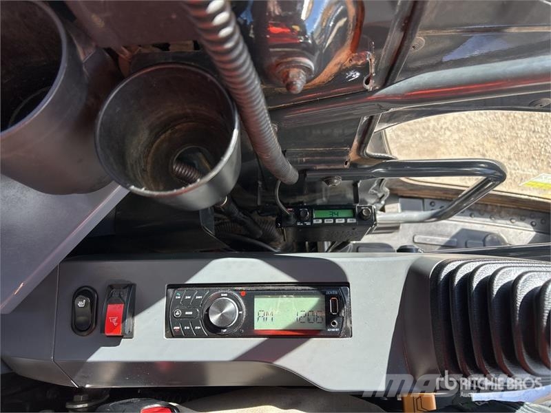 Komatsu PC 138US-11 Tracked Excavator Гусеничні екскаватори