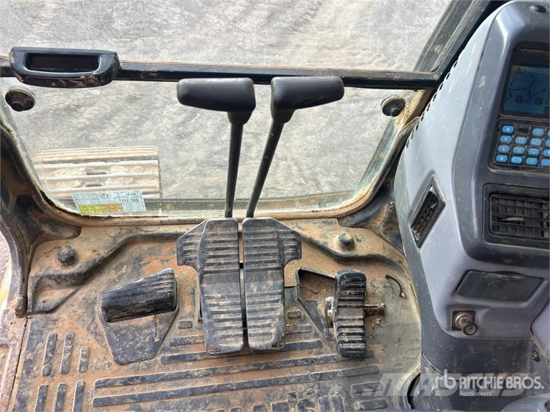 Komatsu PC 450LC Tracked Excavator Crawler excavators