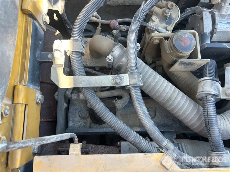 Komatsu PC138US-8 Tracked Excavator Escavatori cingolati
