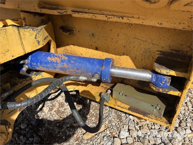 Komatsu PC200LC-8M0 Crawler excavators