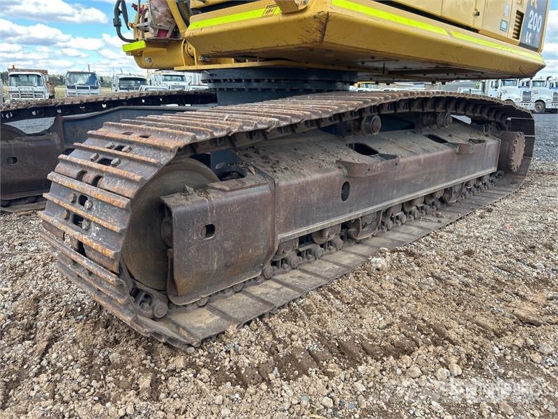Komatsu PC200LC-8M0 Crawler excavators