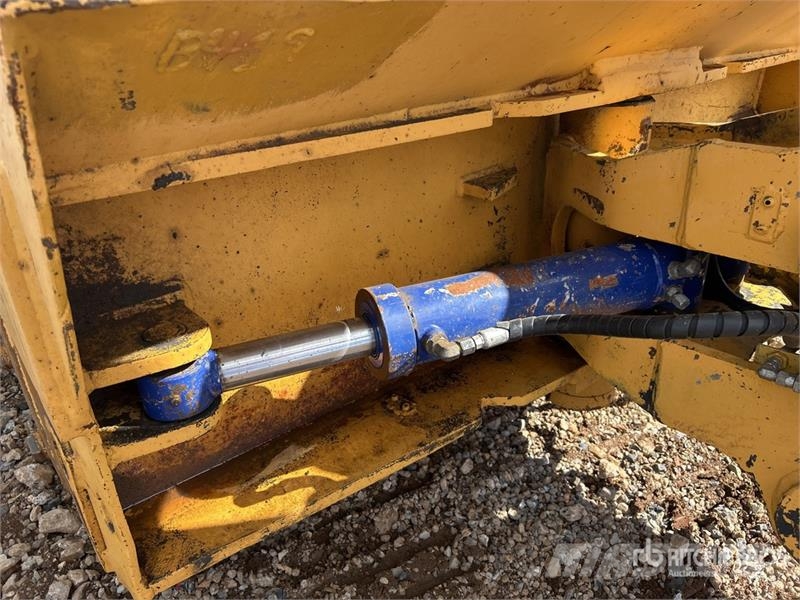 Komatsu PC200LC-8M0 Crawler excavators