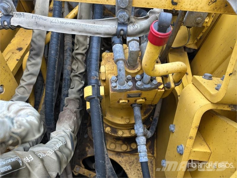 Komatsu PC200LC-8M0 Crawler excavators
