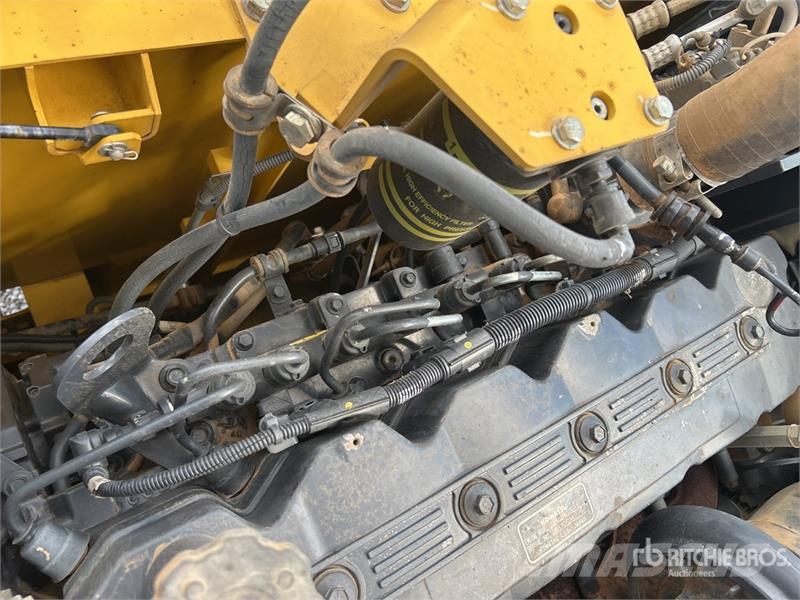 Komatsu PC200LC-8M0 Crawler excavators