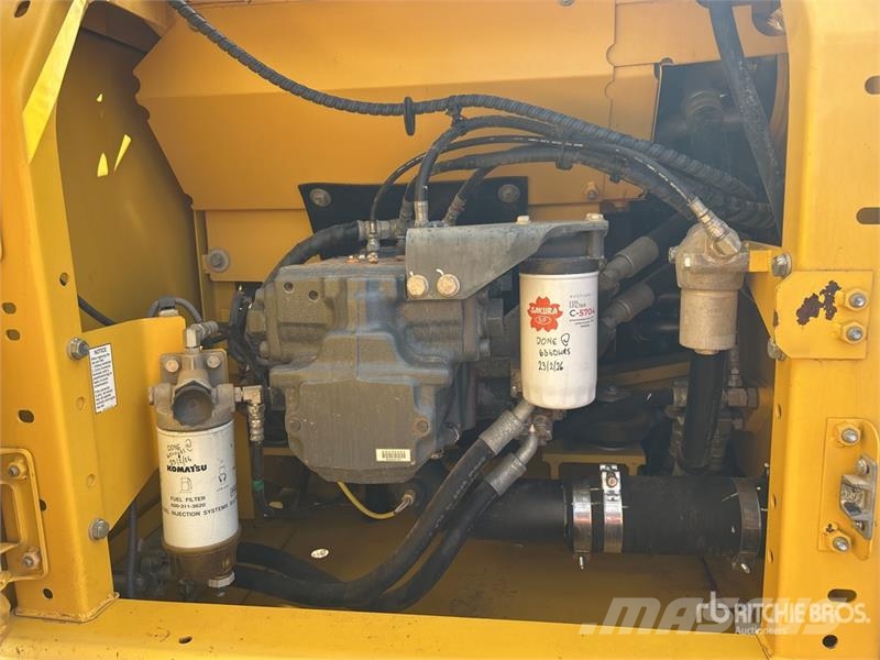 Komatsu PC200LC-8M0 Crawler excavators