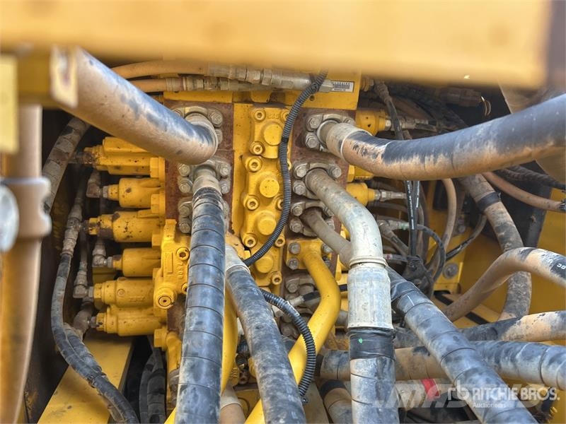Komatsu PC200LC-8M0 Crawler excavators