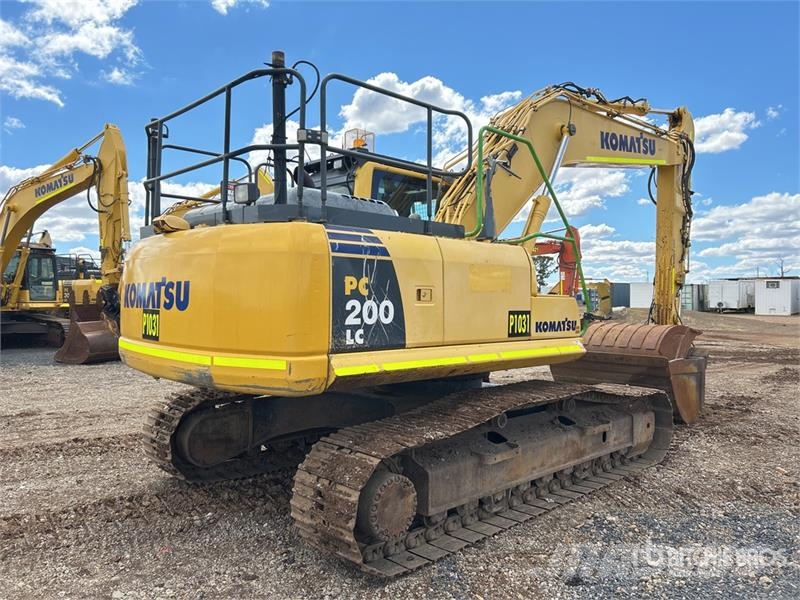 Komatsu PC200LC-8M0 Crawler excavators