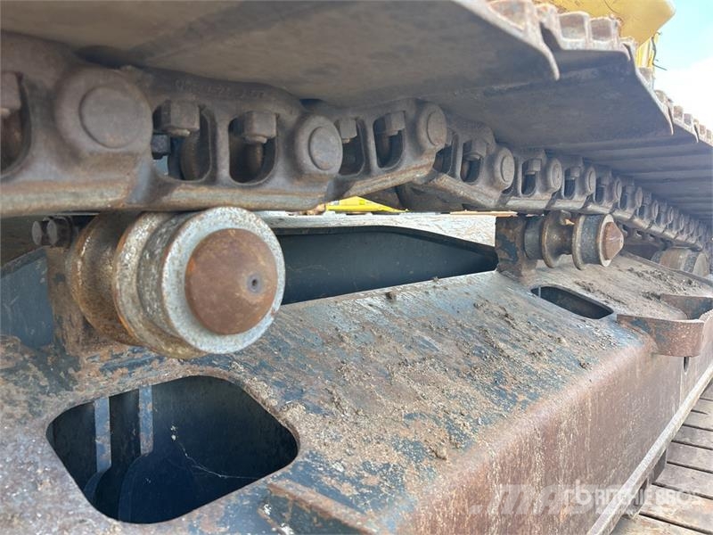 Komatsu PC200LC-8M0 Crawler excavators