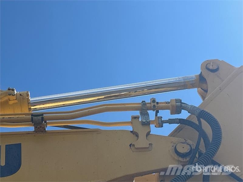 Komatsu PC200LC-8M0 Crawler excavators