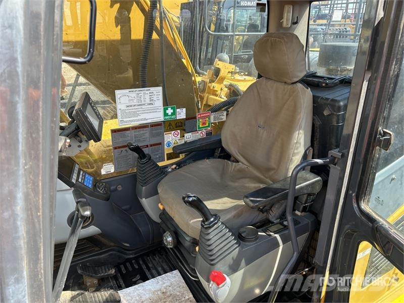 Komatsu PC200LC-8M0 Crawler excavators