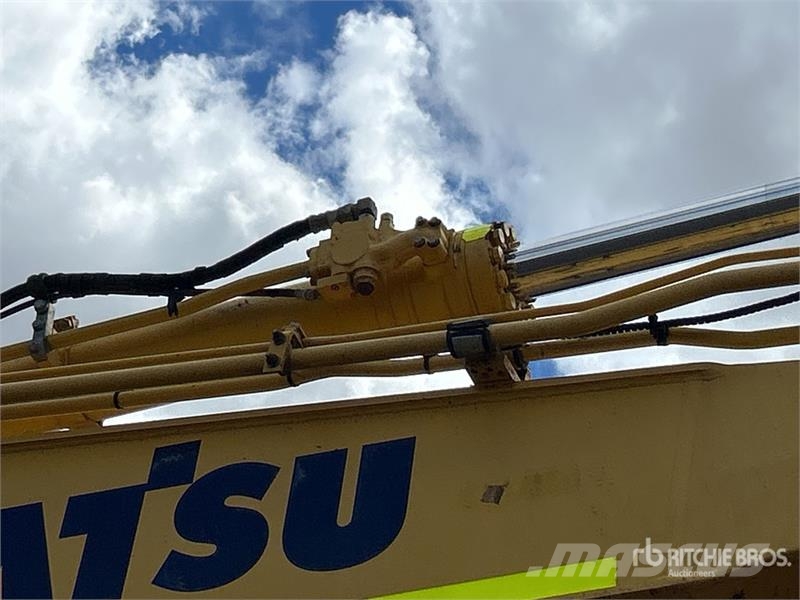 Komatsu PC200LC-8M0 Crawler excavators