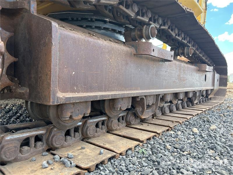 Komatsu PC200LC-8M0 Crawler excavators