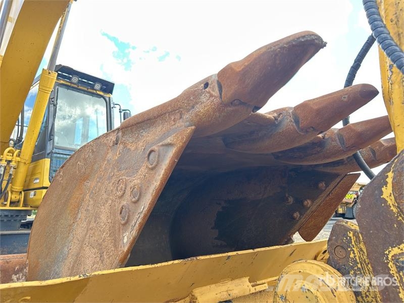 Komatsu PC200LC-8M0 Crawler excavators