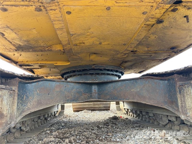 Komatsu PC200LC-8M0 Crawler excavators