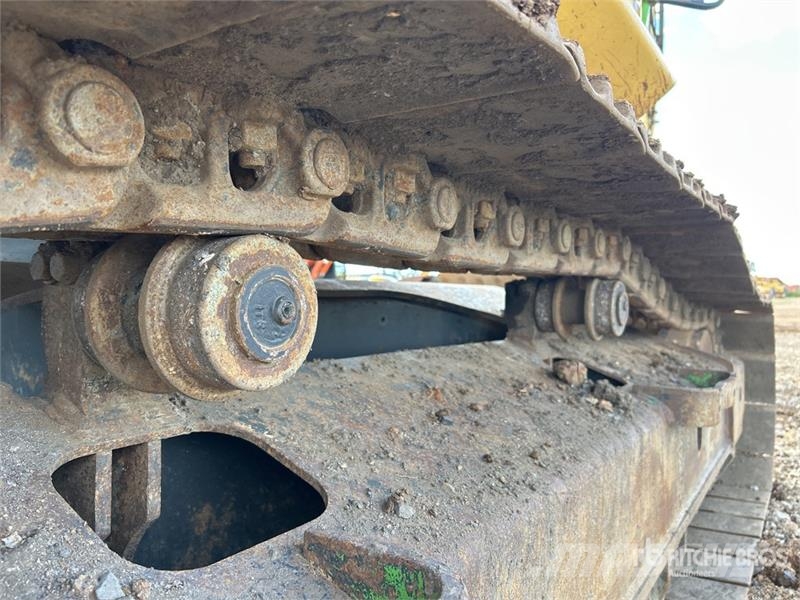 Komatsu PC200LC-8M0 Crawler excavators