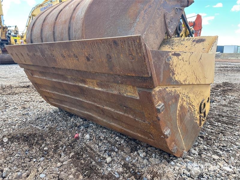 Komatsu PC200LC-8M0 Crawler excavators