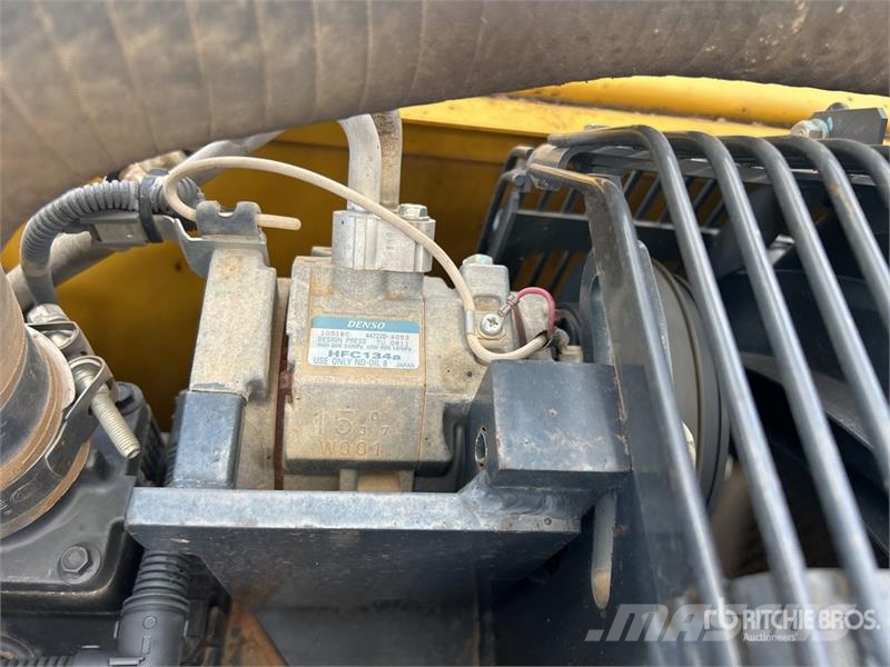 Komatsu PC200LC-8M0 Crawler excavators