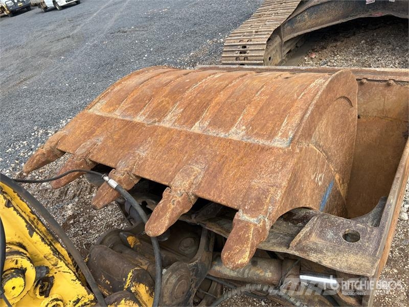 Komatsu PC200LC-8M0 Crawler excavators