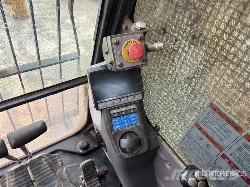 Komatsu PC220LC-8 Tracked Excavator Crawler excavators