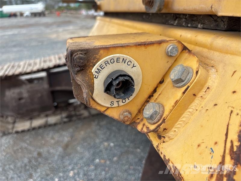 Komatsu PC220LC8 Tracked Excavator Crawler excavators