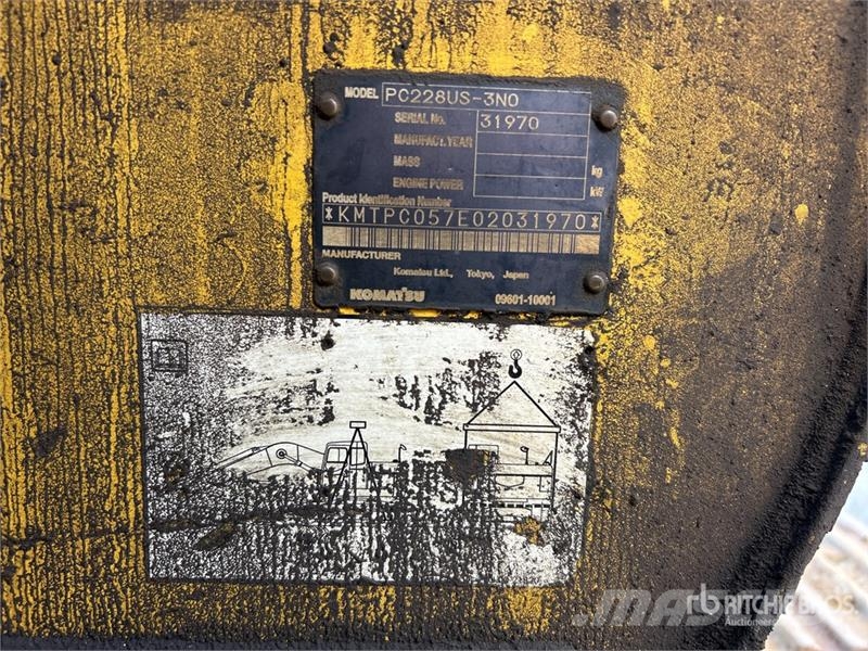 Komatsu PC228US-3NO Tracked Excavator Crawler excavators