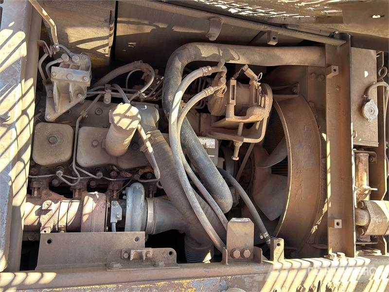 Komatsu PC228US-3NO Tracked Excavator Crawler excavators