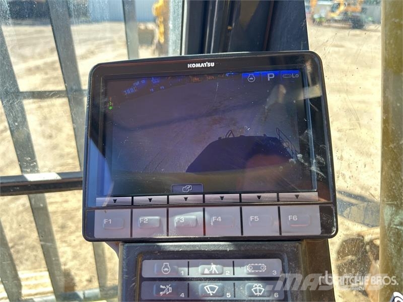Komatsu PC240LC-11 Tracked Excavator Bagri goseničarji