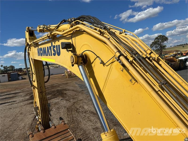 Komatsu PC300LC-8M0 Tracked Excavator Bageri guseničari