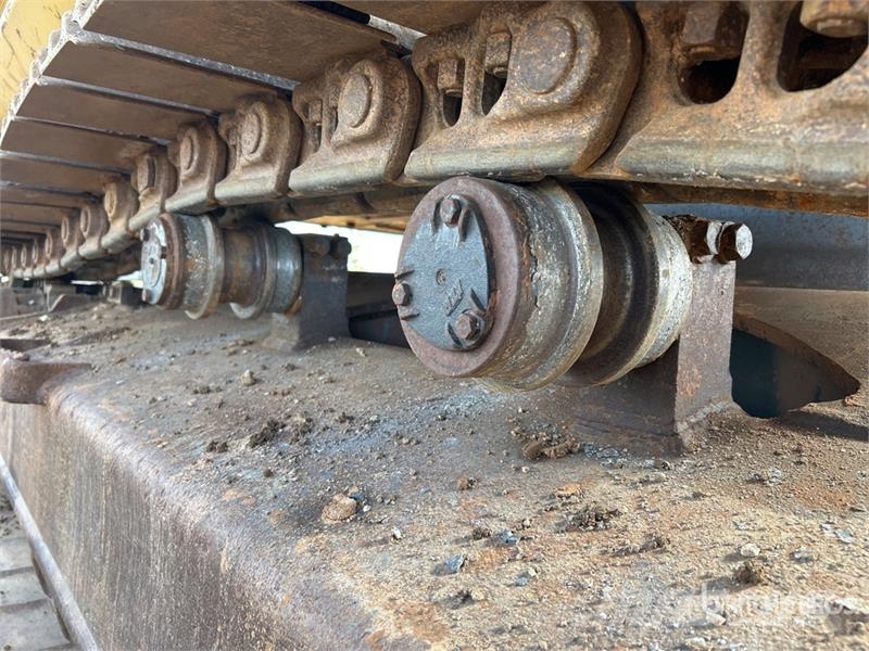Komatsu PC300LC-8M0 Tracked Excavator Roomikekskavaatorid