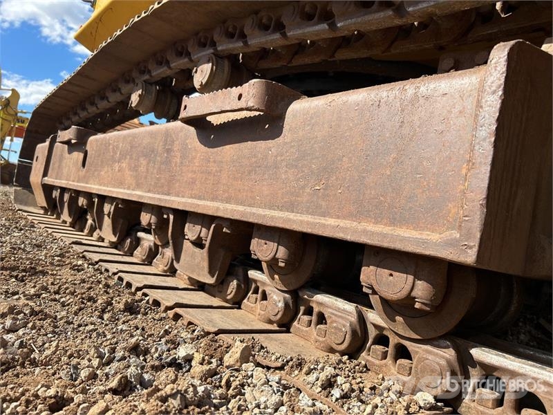 Komatsu PC300LC-8M0 Tracked Excavator Lánctalpas kotrók