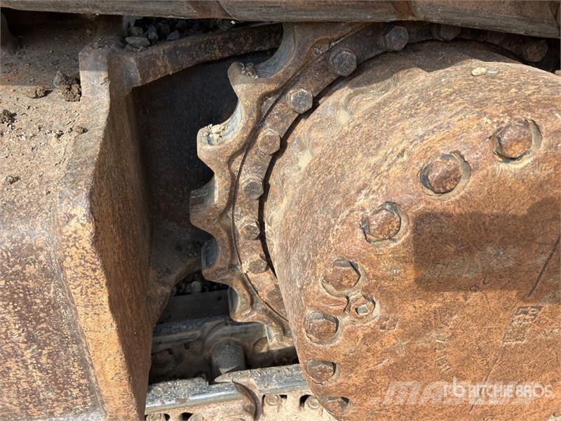 Komatsu PC300LC-8M0 Tracked Excavator Roomikekskavaatorid