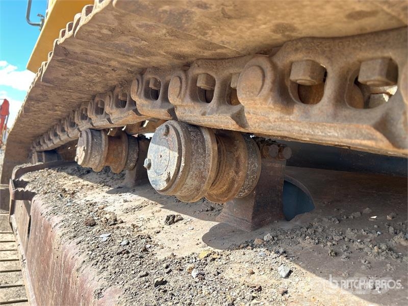 Komatsu PC300LC-8M0 Tracked Excavator Bageri guseničari