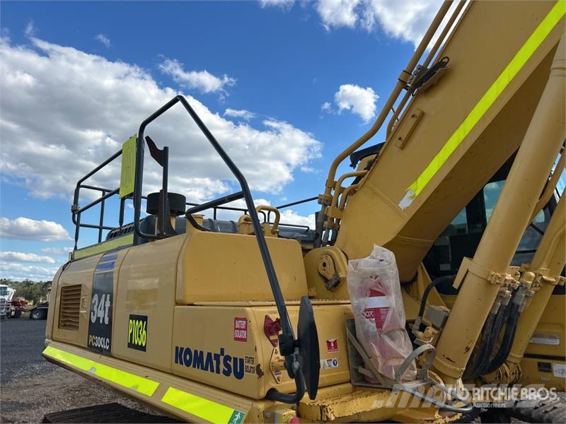 Komatsu PC300LC-8M0 Tracked Excavator Roomikekskavaatorid