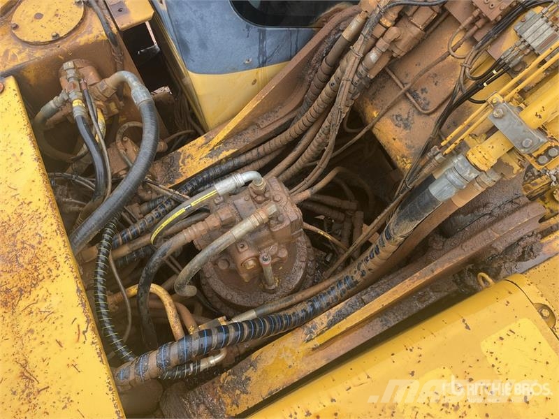 Komatsu PC400-7 Tracked Excavator (Inoperable) Crawler excavators