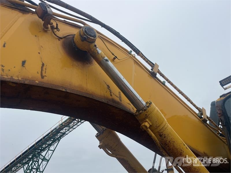 Komatsu PC400-7 Tracked Excavator (Inoperable) Crawler excavators