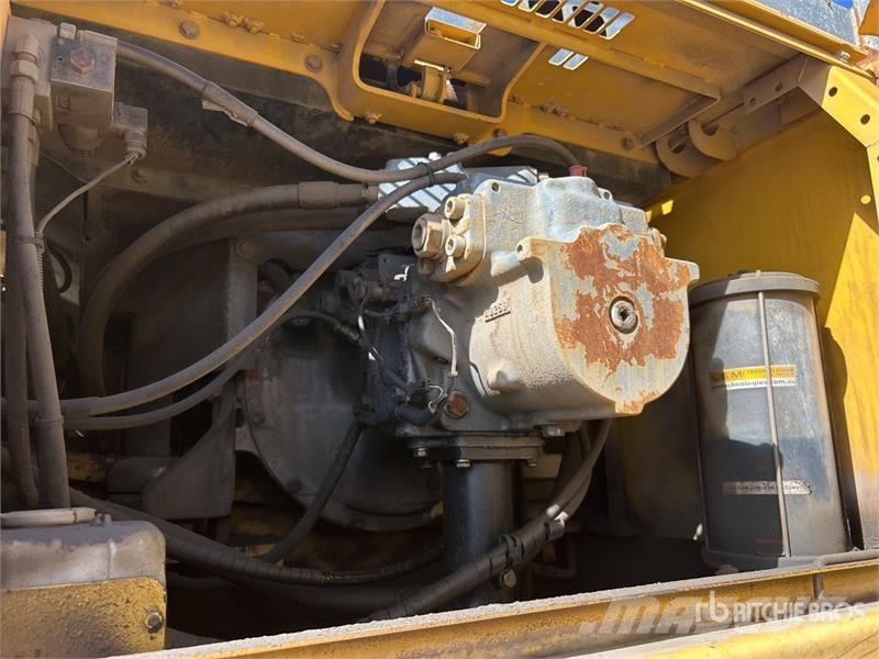 Komatsu PC400LC-7 Tracked Excavator Lánctalpas kotrók