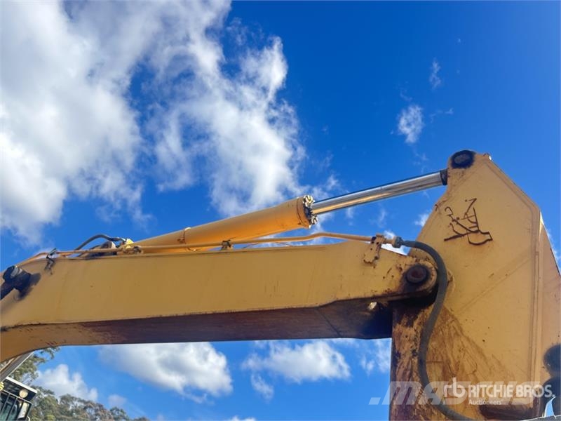 Komatsu PC400LC-7 Tracked Excavator Lánctalpas kotrók