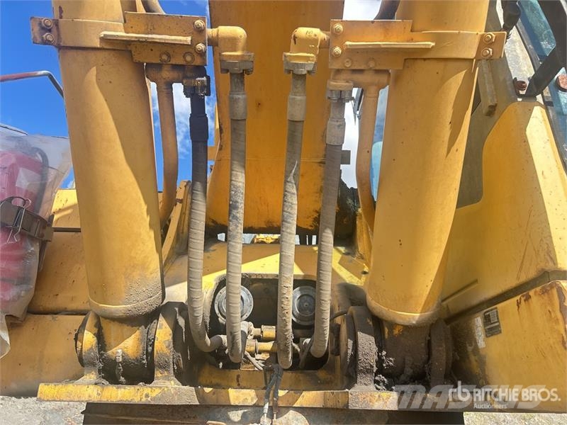 Komatsu PC400LC-7 Tracked Excavator Lánctalpas kotrók
